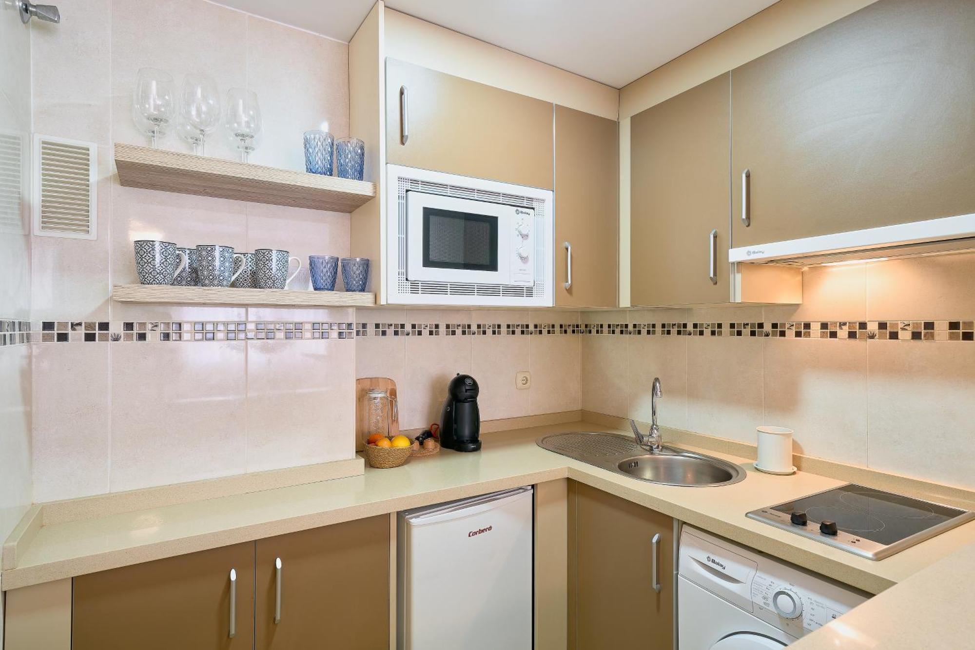 Fuengirola Beach Apartment By Stay Belonio Exterior foto