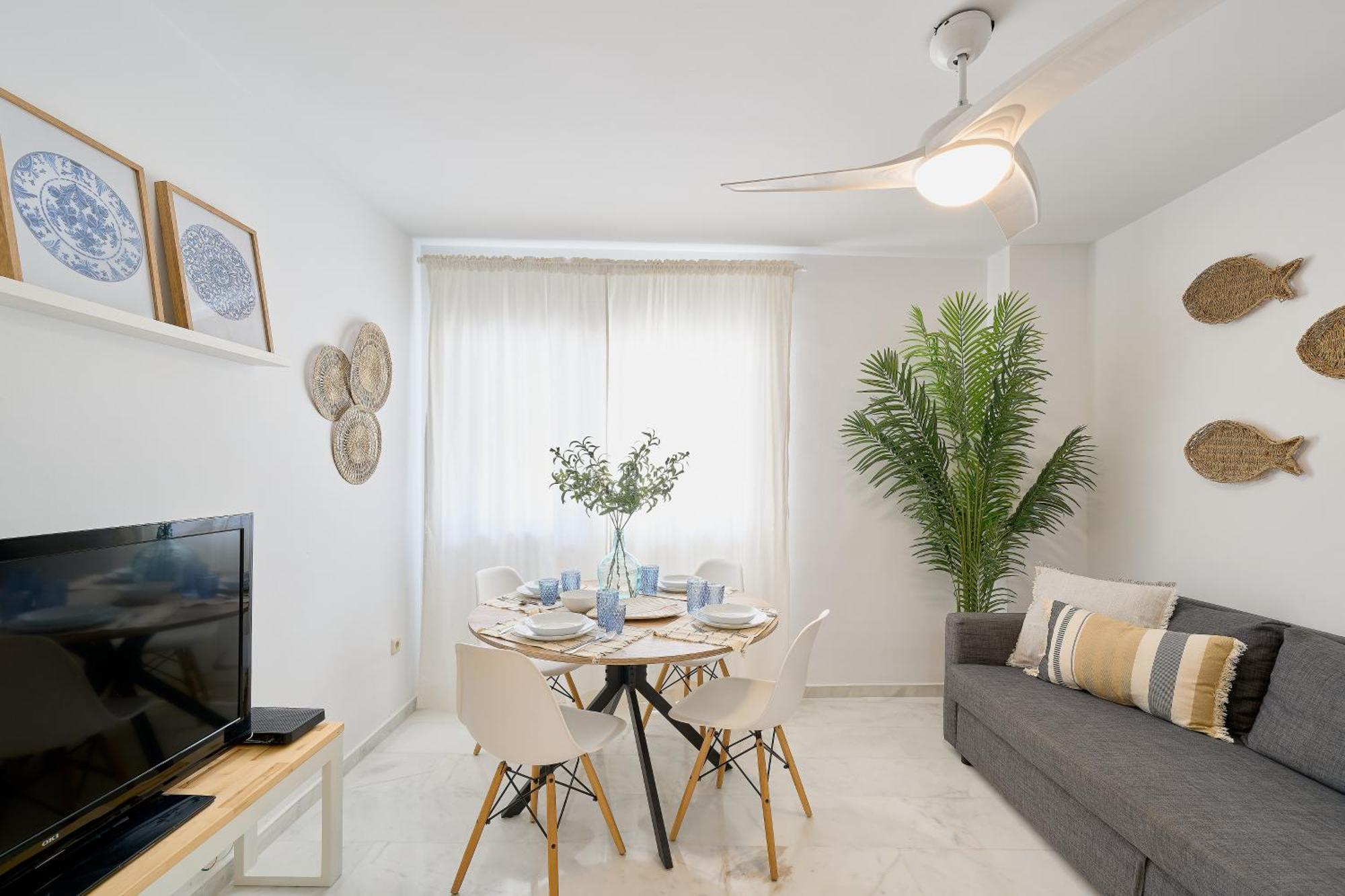 Fuengirola Beach Apartment By Stay Belonio Exterior foto