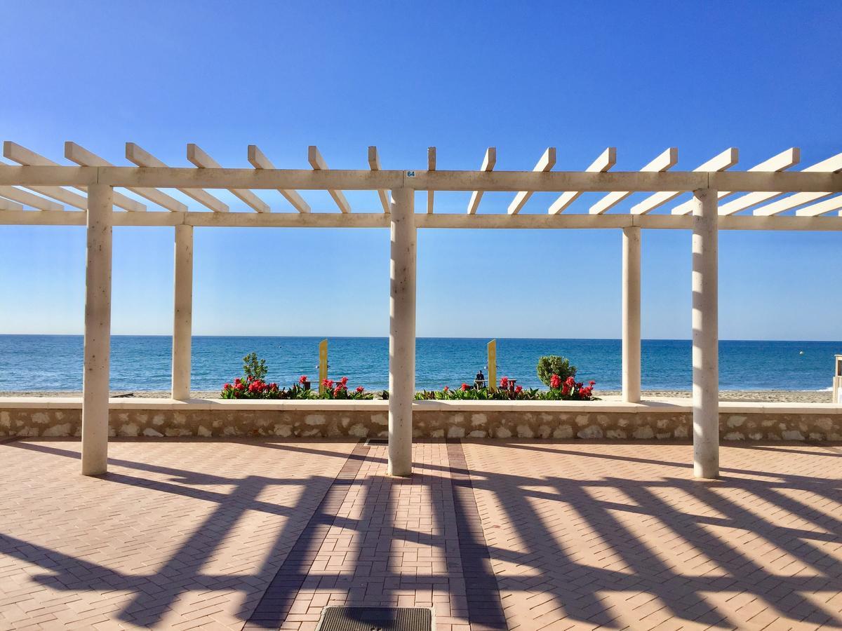 Fuengirola Beach Apartment By Stay Belonio Exterior foto